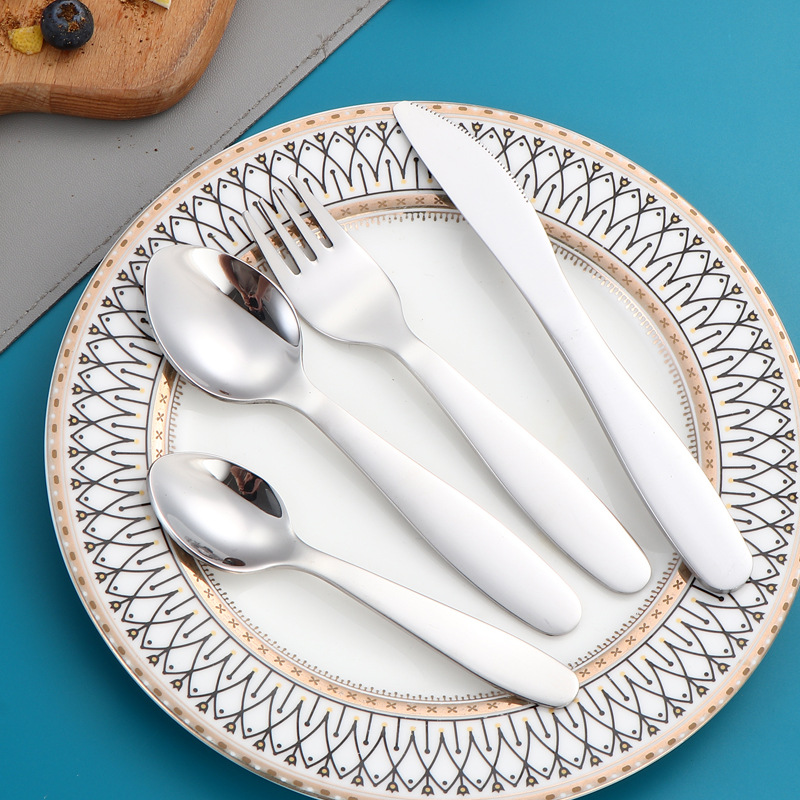 304 cuchillos de acero inoxidable para niños cucharas de dibujos animados creativos cubiertos de acero inoxidable para niños set de cuatro piezas para comida occidental pequeños regalos