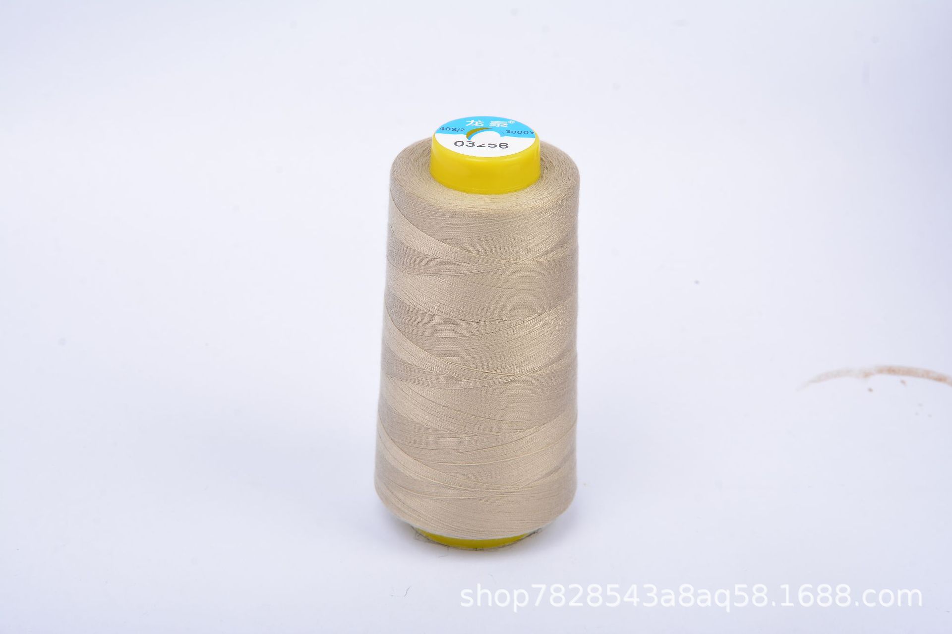 402 Liu Qing 3000 yardas línea de costura serie marrón línea especial de fábrica de ropa línea de máquina de coser de alta velocidad