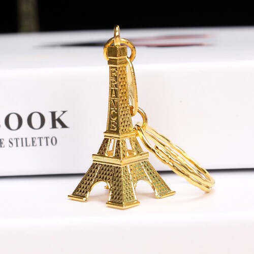 Zakka vintage Paris Eiffel Tower key chain, tower pendant, key ring small gift factory direct sale
