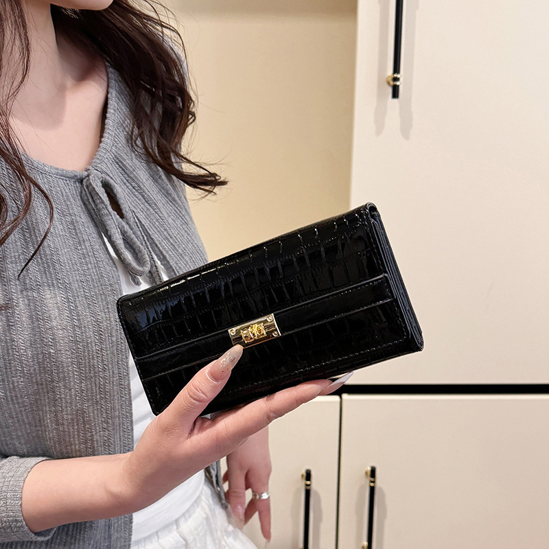 2025 New Style Light Luxury and High-End Crocodile Pattern Long Wallet Versatile Fashionable Large Capacity Multi-Card Slot Women's Wallet 2025 New Style Light Luxury and High-End Crocodile Pattern Long Wallet Versatile Fashionable Large Capacity Multi-Card Slot Women's Wallet