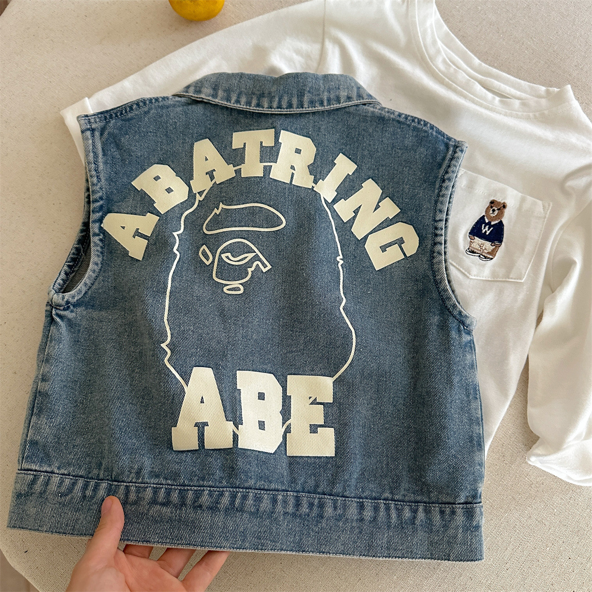 Children's autumn vest for boys