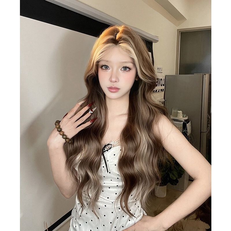 【American Barbie】Wig for Women, Asian Style Highlights, Influencer-Inspired, Atmospheric and Trendy, Middle-Parted Long Curly Hair Full Wig 【American Barbie】Wig for Women, Asian Style Highlights, Influencer-Inspired, Atmospheric and Trendy, Middle-Parted Long Curly Hair Full Wig
