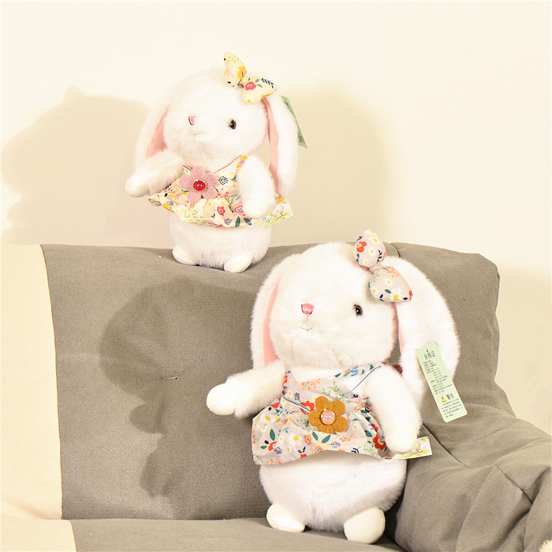 Animales pastorales, conejo blanco, peluche, falda floral, muñeca de conejo, máquina de muñecas, muñeca, regalo de cumpleaños para niña, transfronterizo