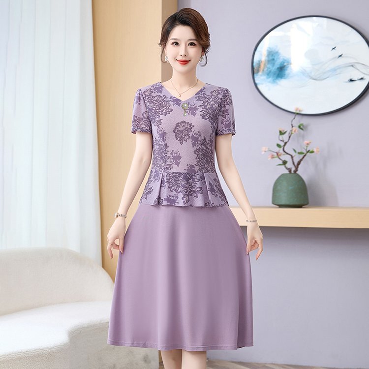 Petite Mom Straight Dress Elegant Middle-Aged Women Summer Dress 2025 New Chiffon Dress for Middle-Aged and Elderly Women