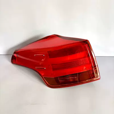 Avtomobil arxa fənərləri Toyota RAV4 RongFang taillight reversing - 13-15-models-outside-main-driver-left-high-quality-ordinary-model-1-piece-others