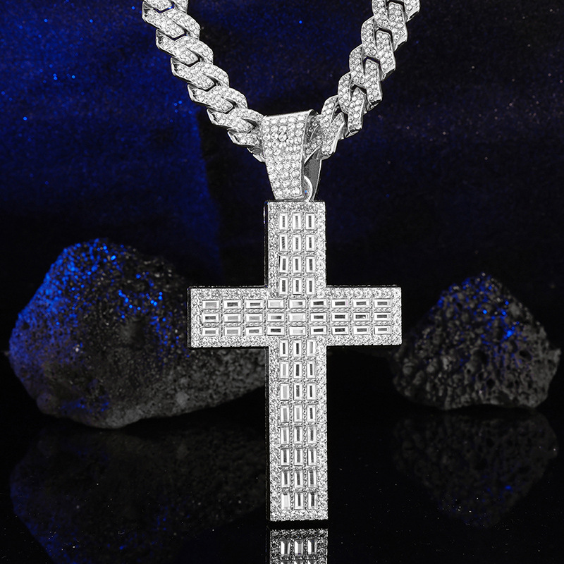 Collier pendentif croix diamant avec strass et chaîne en alliage_voghion.com