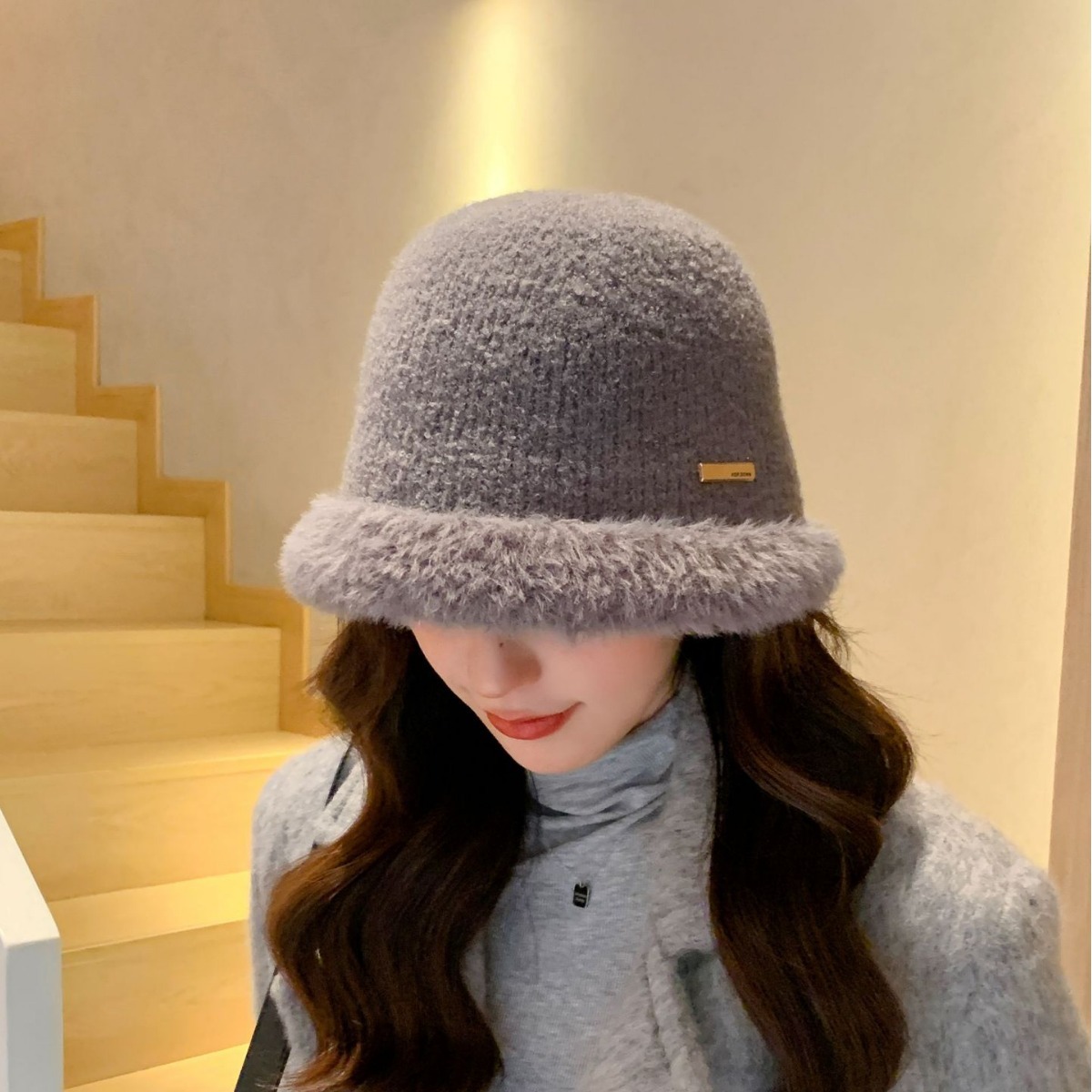 Elegant bucket hat i ull för damer för höst och vinter_voghion.com