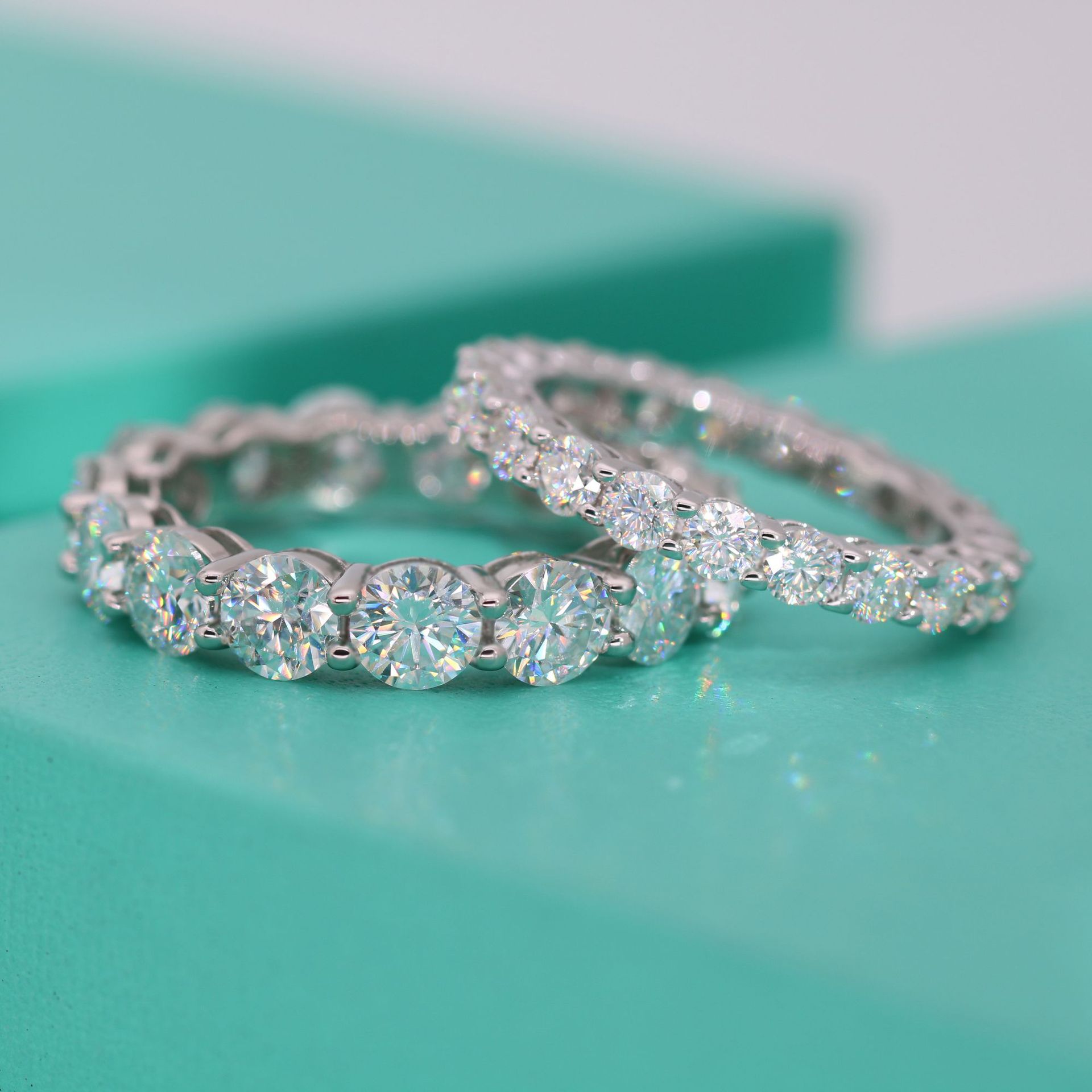 1 Piece Quantity Wedding Occasion Sterling Silver Moissanite High Carbon Diamond Rings Round Solid Color