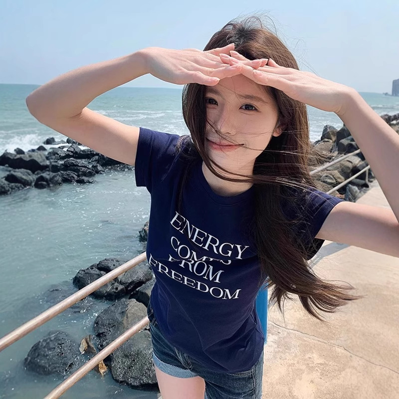 美式复古字母印花短袖T恤女2025夏季新款休闲修身显瘦圆领上衣女