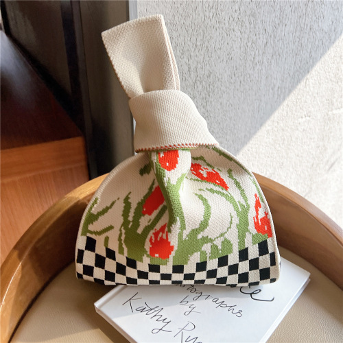 New knitted handbag for women, spring, autumn and summer, Korean version, Japanese style, versatile large capacity bucket bag, tote handbag