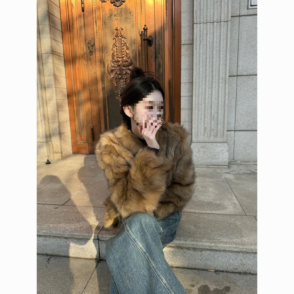 高级狐狸环保皮草毛皮外套2024冬季新款棕色加厚毛毛短款大衣样布