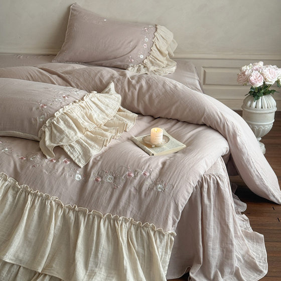 French Princess Style Cotton Double-layer Yarn Four-piece Set Breathable Soft Cotton Ruffled Embroidered Quilt Cover Bedding