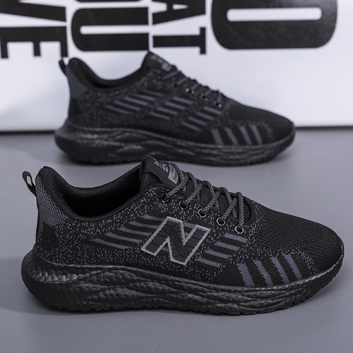 New fly mesh breathable running shoes soft sole lightweight trendy versatile sports casual shoes men's fashionable couple shoes