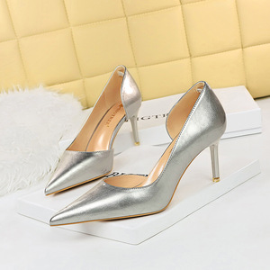 1363-A2 Korean Fashion Slim Banquet Fine Heel High Heel Shallow Mouth Pointed Side Hollow Patent Leather Women's Sh