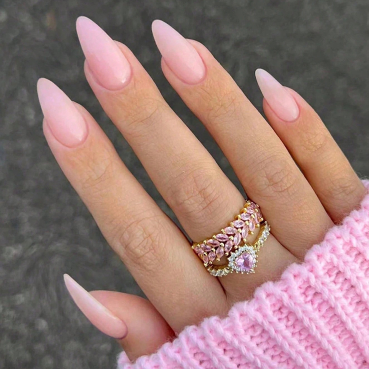 Uña de alta sensibilidad de uso de uñas de color sólido pieza de uñas falsas tipo almendra superficie brillante pieza de uñas desmontable producto terminado