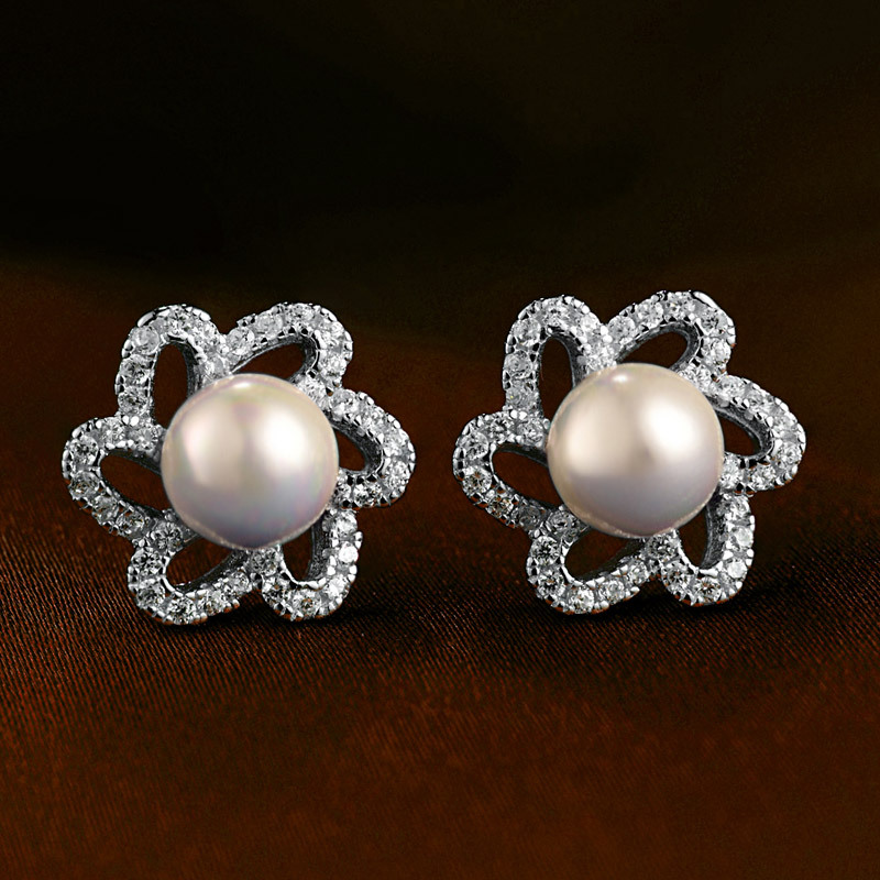 Estilo japonés y coreano de moda dulce flor de Plata Perla pendientes s925 plata esterlina con incrustaciones de circón pendientes para las mujeres al por mayor