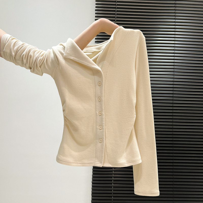 I Found a Treasure~ Slimming Lapel Button Top with Thermal Velvet Long Sleeve T-Shirt for Women, Fall/Winter 2025 Base Layer I Found a Treasure~ Slimming Lapel Button Top with Thermal Velvet Long Sleeve T-Shirt for Women, Fall/Winter 2025 Base Layer