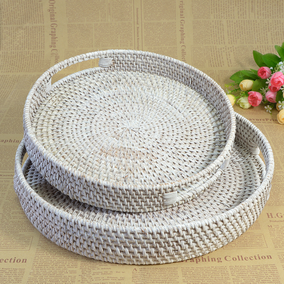 Handwoven Rattan Storage Basket With Lid Handles And Fabric Lining_voghion.com