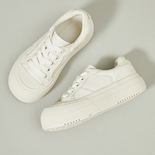 2025铂思春夏新款松糕底圆头休闲鞋增高女鞋百搭系带小白板鞋女