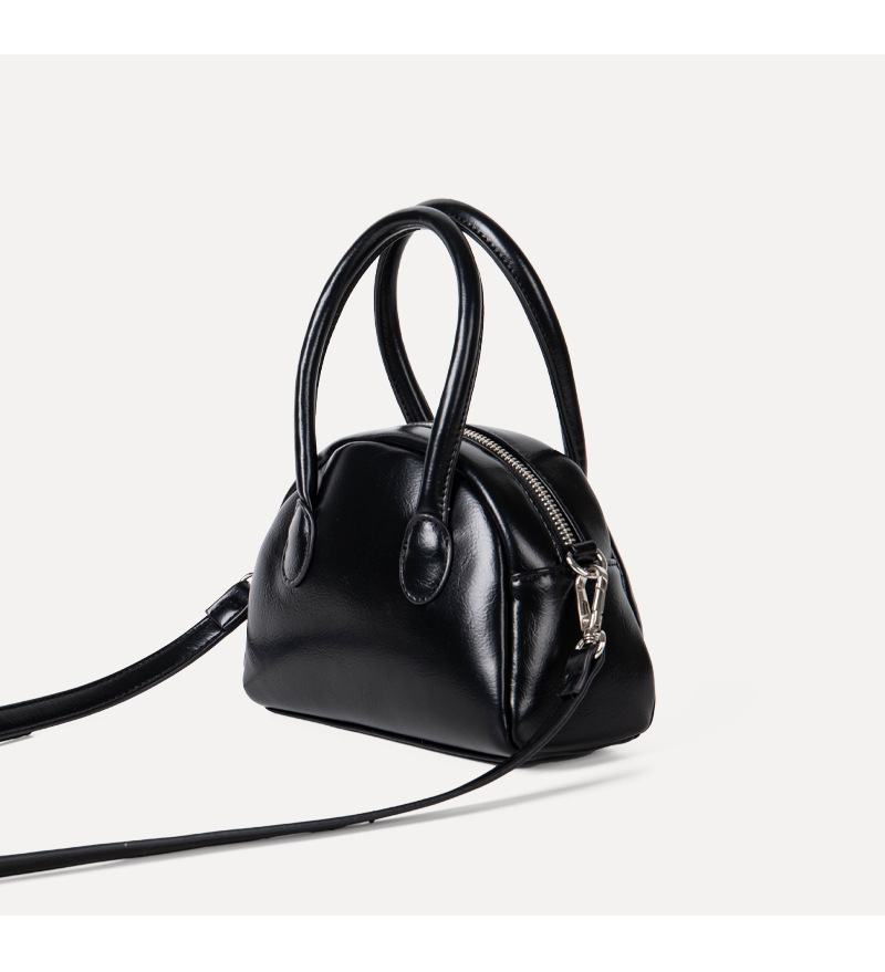 Elegante mini borsa bowling donna a tracolla stile lucido moda_voghion.com