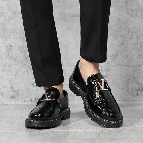 New Spring Slip-on Men's Soft Sole Casual Fashionable Durable Breathable Height Increasing Shoes