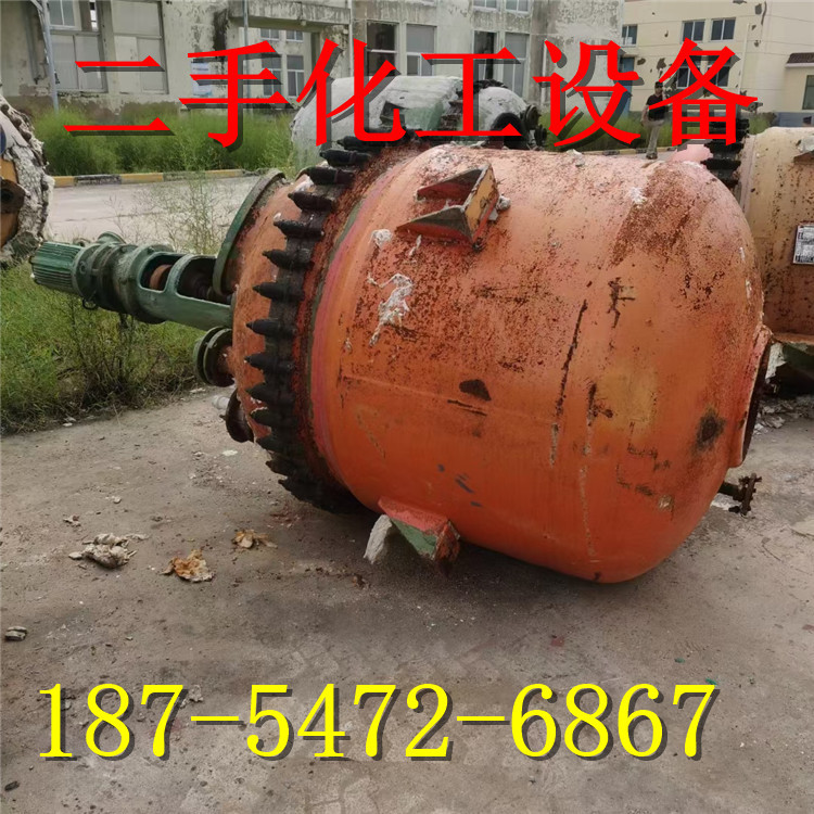 二手三效三吨全钛材蒸发器一套，1250赛德力衬塑刮刀离心机