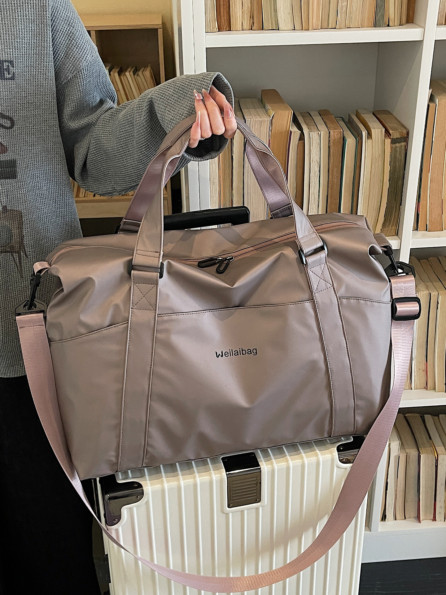 Bolsas de viaje de viaje de alta calidad de gran capacidad transfronteriza al por mayor bolsas de viaje de viaje de corta distancia bolsas de ejercicio de alto valor de cara bolsas de yoga image 4