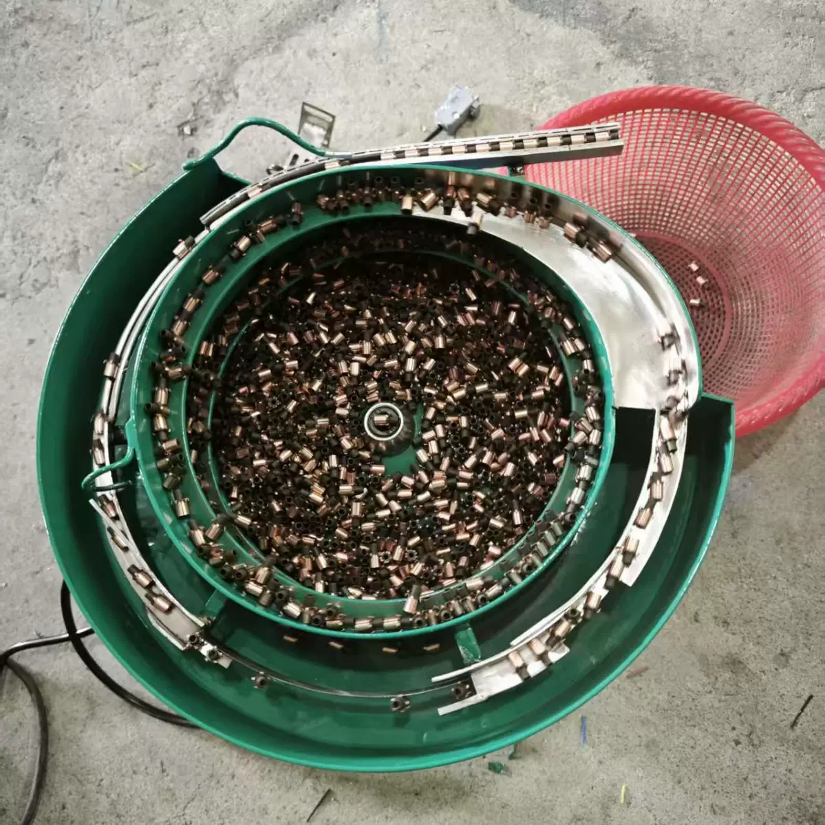 换向器振动盘非标振动盘压电精密铝盘源头工厂来料来样定制