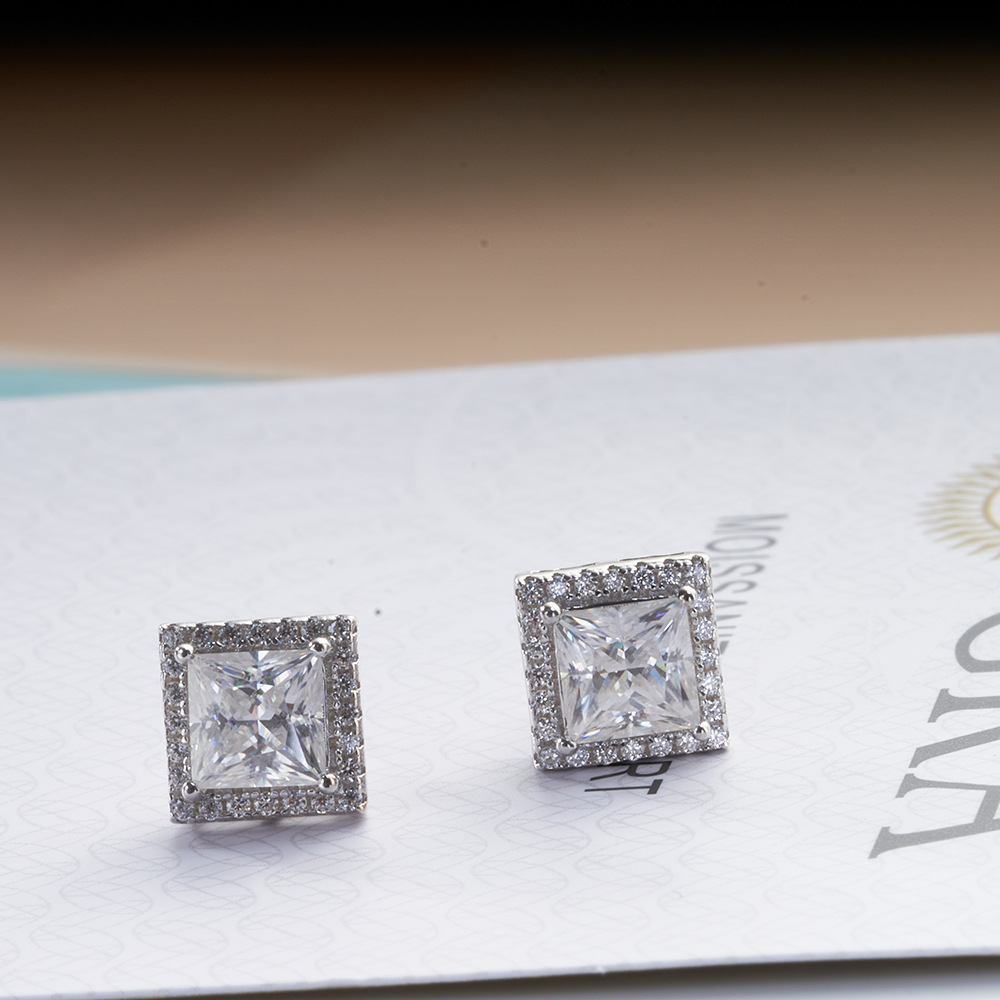 Perros de plata esterlina micro-incrustados 4 garras de diamondos 1 quilates 2 quilates perros de diamondos de diamondos de mozan en forma especial venta caliente transfronteriza