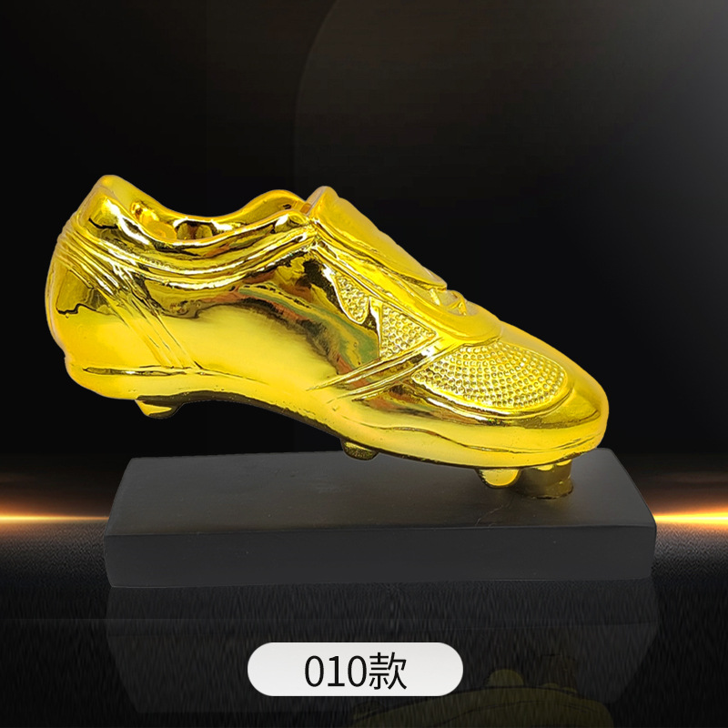 Trofeo de la Bota de Oro de la Copa Mundial, Messi, Cristiano Ronaldo, Marcajuegos, Premio Balón de Oro, Modelo de Jugador de Fútbol del Año, Recuerdo de Fútbol