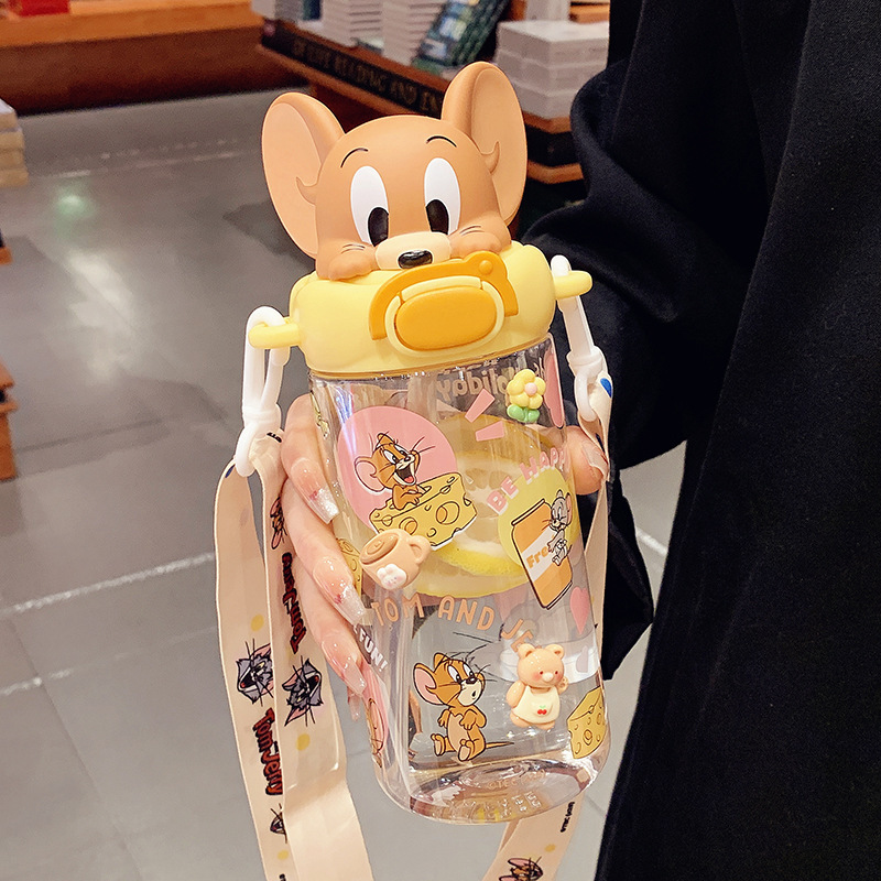 トムとジェリー子供用トリタンプラスチックウォーターカップ新しい男の子と女の子の学校特別なストローカップ夏の幼稚園|undefined