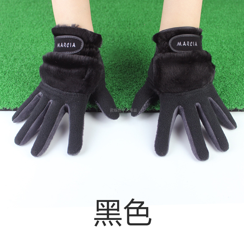 Ůʿ�߶��򶬿������ֱ�������ë������Ƥ�����ʱ�ů����˫����ɫ