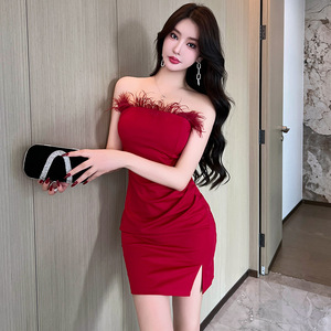 Bra less banquet dress， high-end light luxury， niche， buttocks included dress