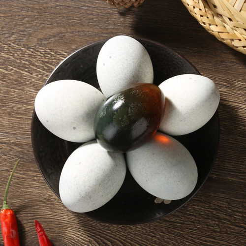 Weishan Lake Preserved Duck Egg (Soy-Duck Egg), Lead-Free Processed, 10 Pieces, 600g, Soft-Center Delicacy, Traditional Craftsmanship, Wholesale in Full Cartons—20 Units