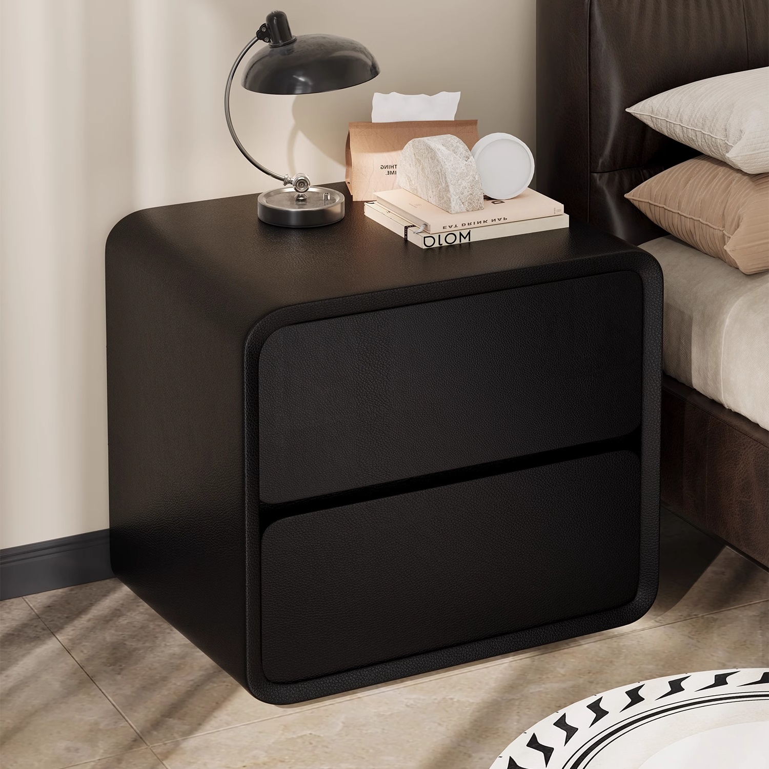 Cabecera de cama de alta sensación sin instalación de madera sólida simple estante de la cama dormitorio moderno simple doble cabecera de cama