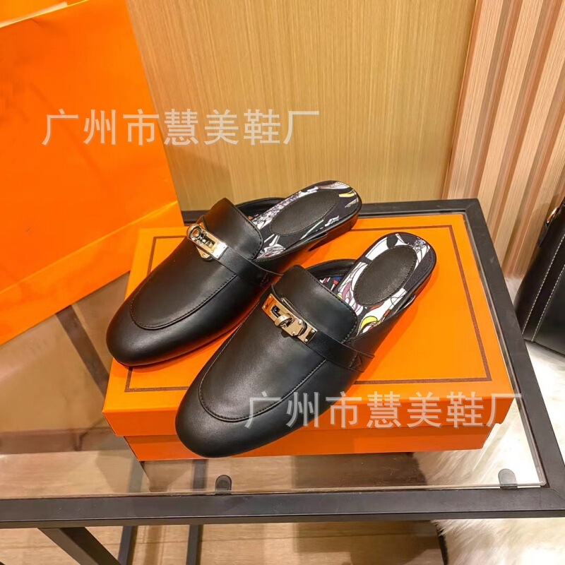 Baotou Half Slippers Women's Outer Wear Sandals 2025 New H Home Lock Flats Mules Versatile Low-Heeled Lazy Shoes Baotou Half Slippers Women's Outer Wear Sandals 2025 New H Home Lock Flats Mules Versatile Low-Heeled Lazy Shoes