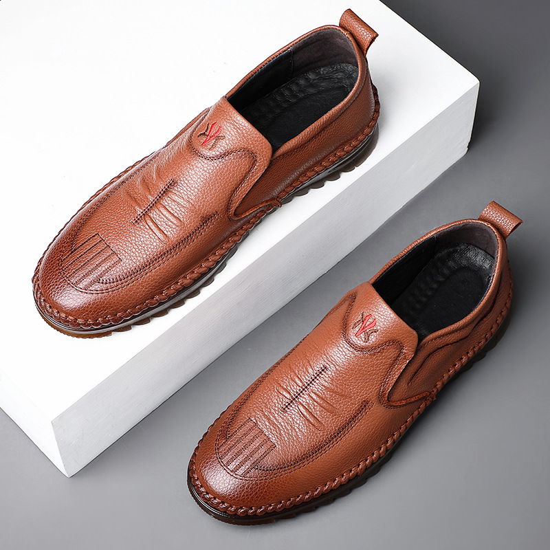 Zapatos casuales de hombre de nuevo estilo para primavera, hechos de cuero vacuno de primera capa, zapatos de cuero genuino, zapatos para papá, zapatos de cuero hechos a mano, zapatos de hombre.