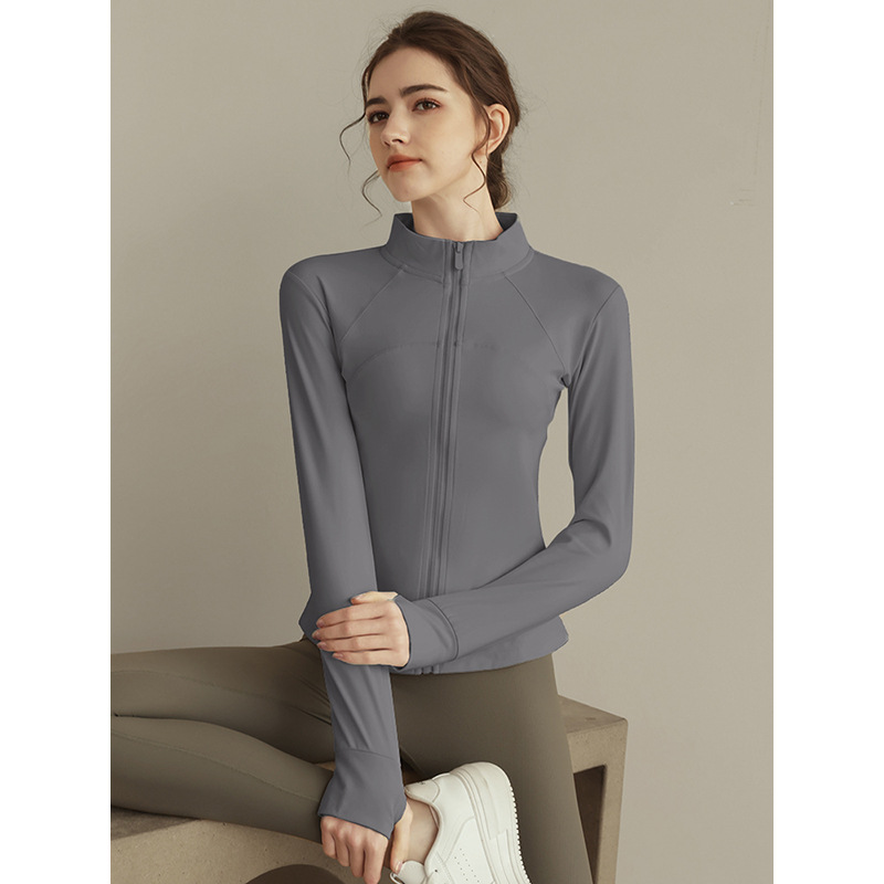 According To The Product Information Provided, The Length Of This Sports Suit Is A Short One. Fitness Suit Women_desvips.com