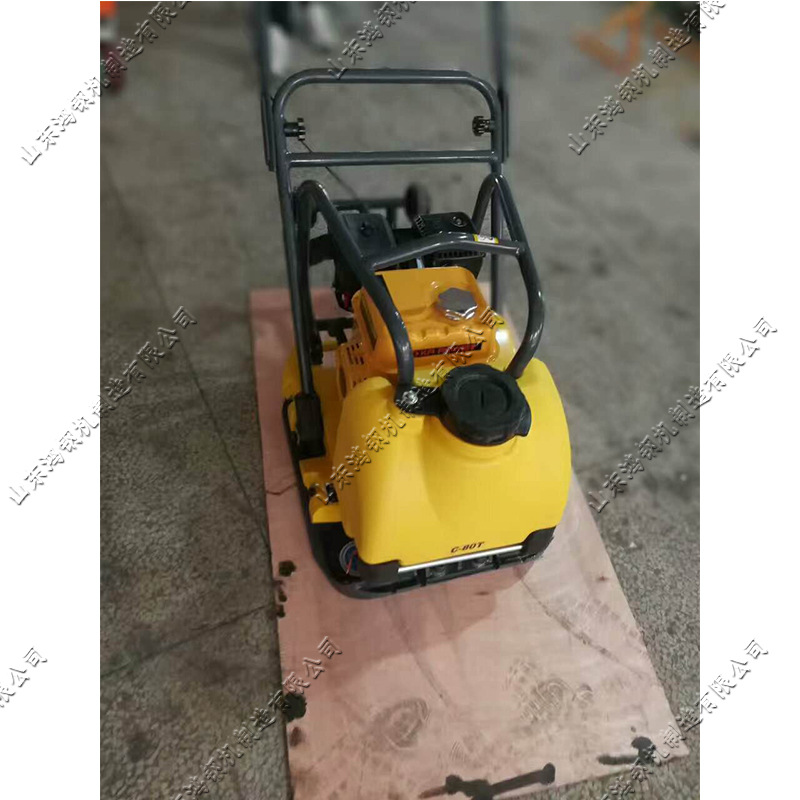 电动平板夯 适配各种吨位挖掘机破碎振动机械 台阶斜面夯实设备