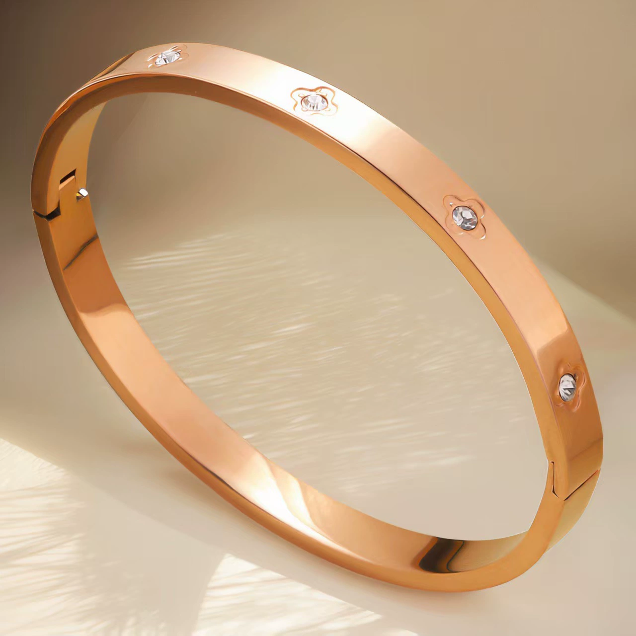 Браслет из нержавеющей стали для женщин, нишевый стиль, модный браслет с десятью бриллиантами, европейский и американский модный невыцветающий браслет из титановой стали