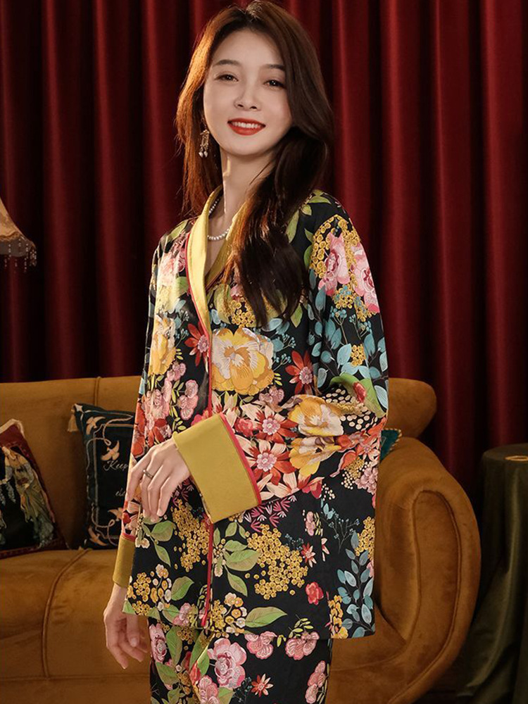 다채로운