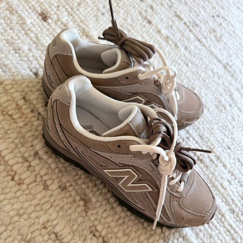 Putian 2025 New Nb204L Thin-Soled Lightweight Retro Dad-Style Jogging Shoes for Couples Casual Sports Commuter Shoes