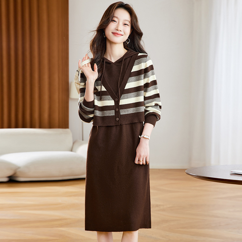 Fake Two-Piece Hooded Stripesd Knitted Dress for Women, Autumn and Winter Bottoming Shirt, Casual Small Mid-Length Sweater Dress