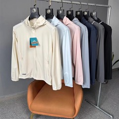 アウトドア氷糸日焼け止め服男女紫外線防止軽薄通気性弾力コートスポーツ皮膚日焼け止め服女性夏
