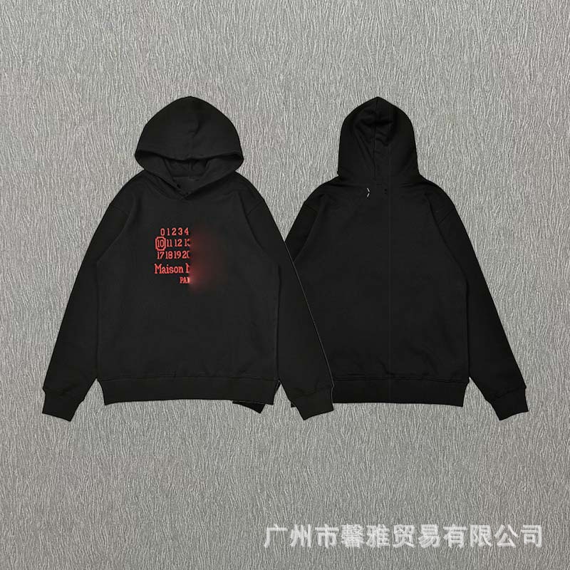 M389 ブラック スウェットシャツ