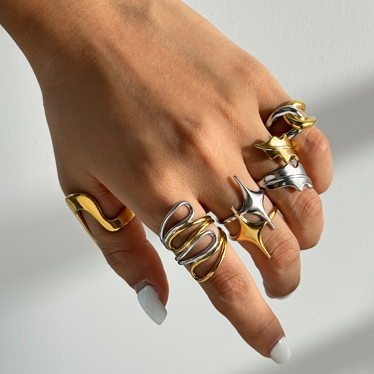 Jieding European and American Color Matching Ring Titanium Steel Non-Fading Hand Jewelry Women's Light Luxury High-End Ring Cross-Border Jewelry Stainless Steel