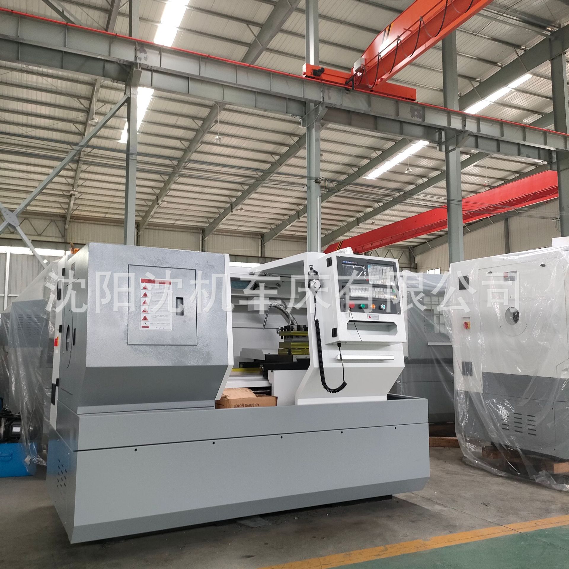 沈阳数控车CK6140X1米四工位电动刀架标准孔径带尾座变频电机