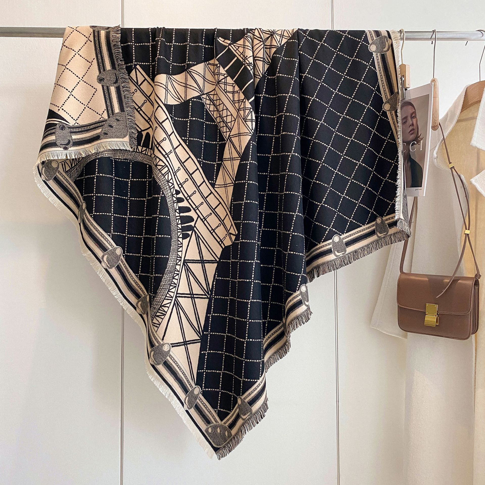 Nueva bufandas coreanas de otoño y invierno caliente simple de doble cara imitación de cachemira toallas de moda para mujeres