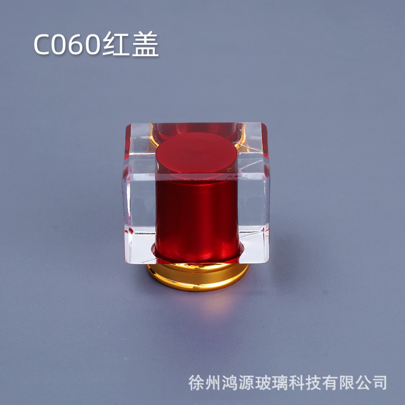 新商品の現物卸売りの化粧品の蓋の透明なプラスチックのアクリルの蓋のkゴムの15の口のめっきの香水の瓶の異形の蓋|undefined