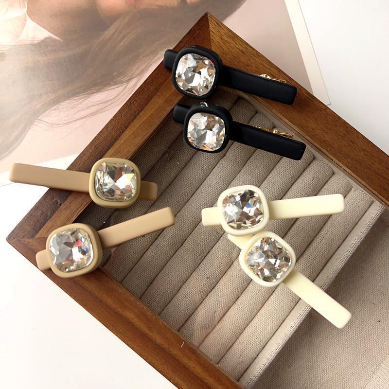 Chanel Style Elegant Duckbill Clip Women's Square Gemstone Crystal Hairpin Lady's Bangs Clip Women's Headwear